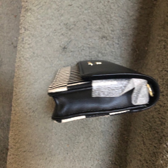 Purse - Picture 4 of 5